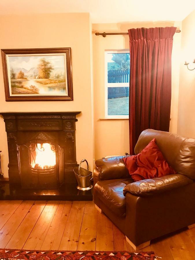 The-Gables Villa Donegal Town ภายนอก รูปภาพ